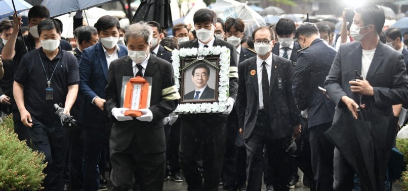 SEOUL MAYORS DEATH RENEWS #METOO DEBATE IN SOUTH KOREA