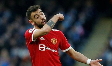 Bruno Fernandes to sign new five-year deal with Man United
