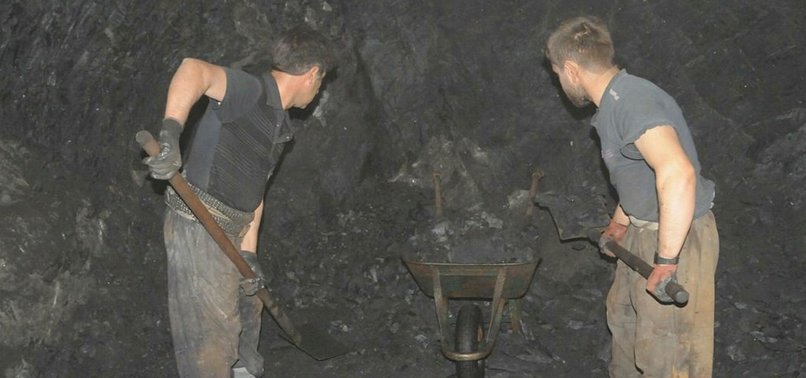 SIX MINERS DEAD IN GEORGIA ROOF COLLAPSE