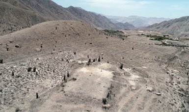 Archaeologists discover extensive settlement during excavations in Peru