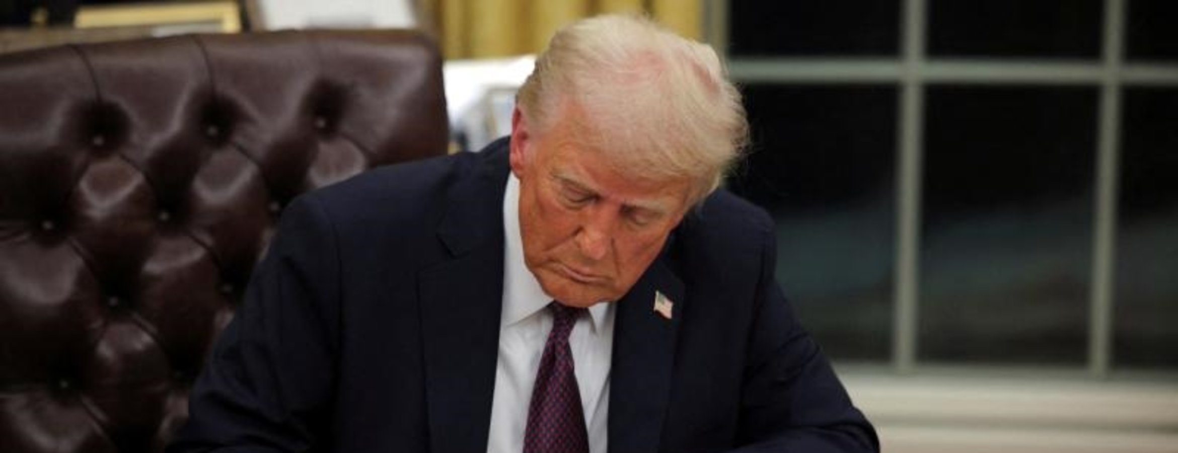 Trump, Kanada ve Meksika’ya yönelik vergi tarifelerinin cumartesi açıklanacağını söyledi