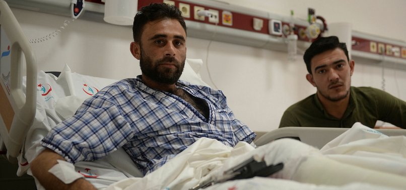 WOUNDED FREE SYRIAN ARMY FIGHTER RECOVERS IN TURKEY