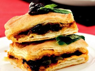 Zeytinli Zarf Börek