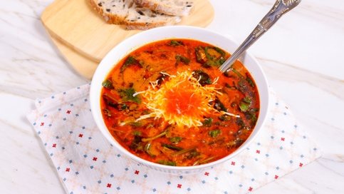 Ispanaklı Közlenmiş Biber Çorbası