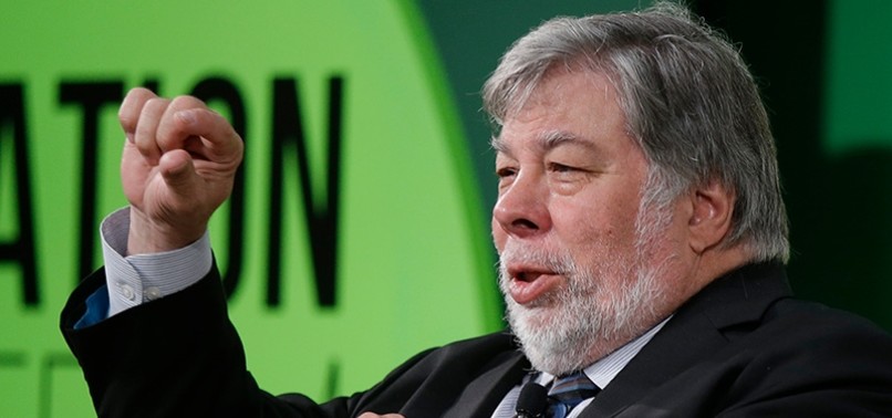 APPLE CO-FOUNDER WOZNIAK SHUTS FACEBOOK ACCOUNT IN PROTEST OF DATA SCANDAL