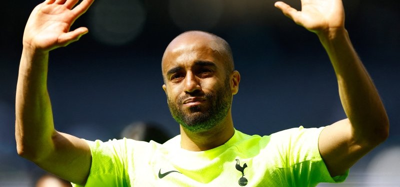 Brazilian winger Lucas Moura returns to Sao Paulo