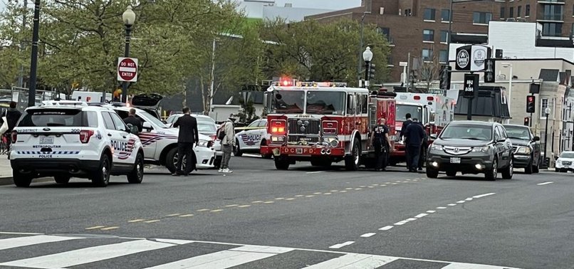 2 DEAD, 3 HURT IN SHOOTING IN FRONT OF DC SENIOR RESIDENCE