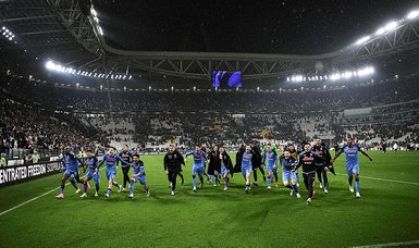 Raspadori pushes Napoli past Juve and to brink of title