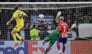 Keeper Provedel scores late equaliser for Lazio against Atletico Madrid