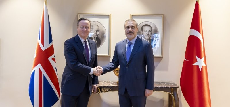 Turkish foreign minister, UK foreign secretary meet in Istanbul