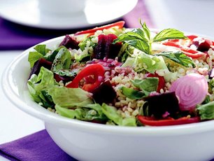 Pancarlı Bulgur Salatası