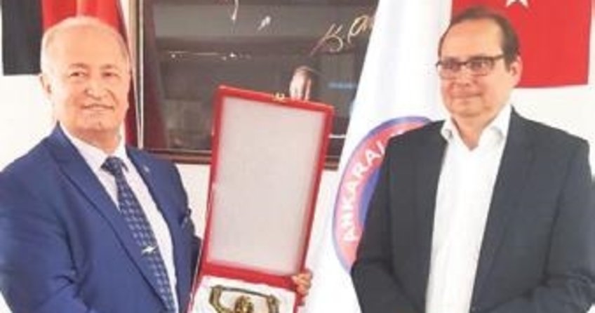 Başkan bayram kutlamasına katıldı