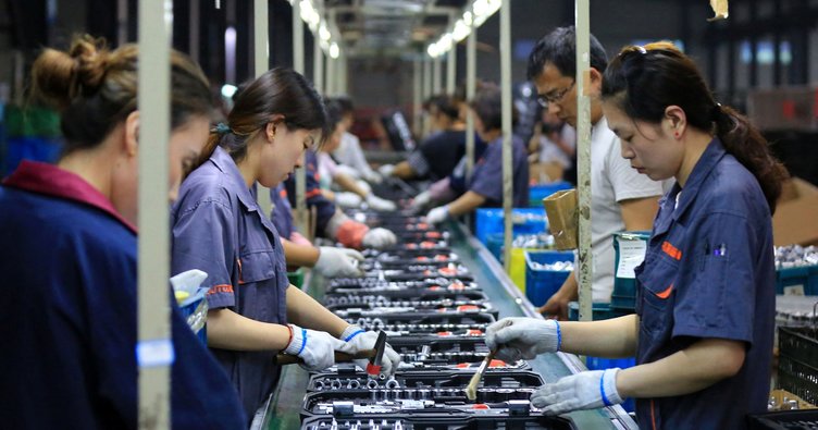 Çin imalat sanayisi kasımda daralmaya devam etti