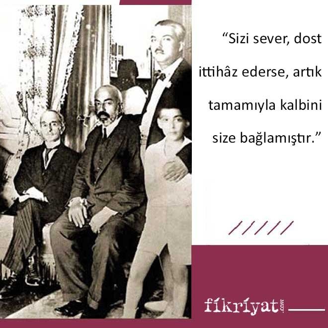 HAYATININ VAZGEÇİLMEZ DOSTLARI