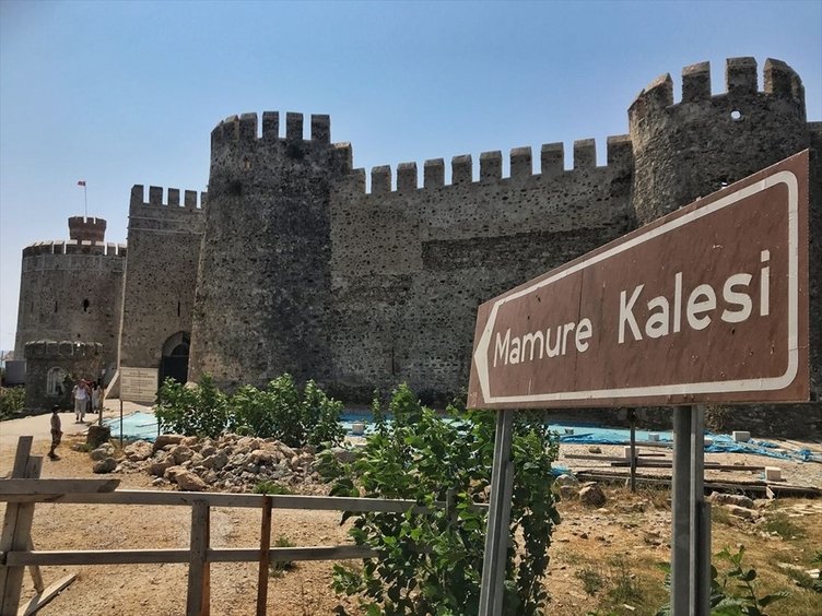 Turkiye Nin En Iyi Sekilde Korunmus Orta Cag Kalesi Galeri Fikriyat Gazetesi