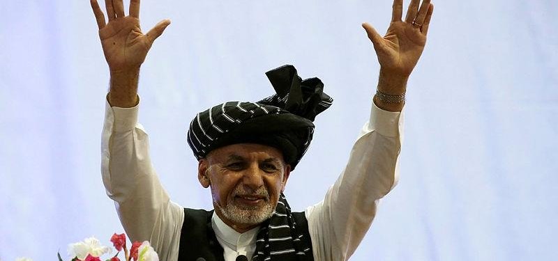 Afghan president vows to only transfer power through election