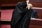 Avustralya Parlamentosu’nda İslam karşıtı eylem