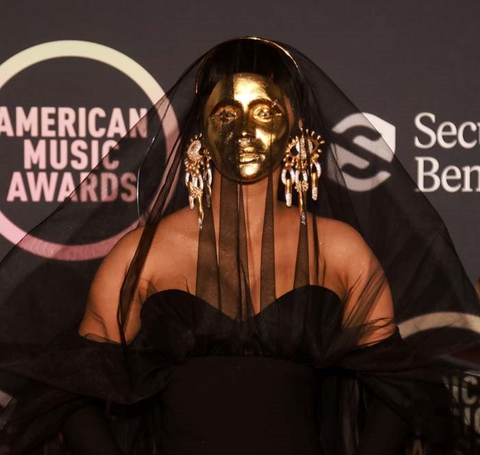 Amerikan Müzik Ödülleri 2021 Sahiplerini Buldu