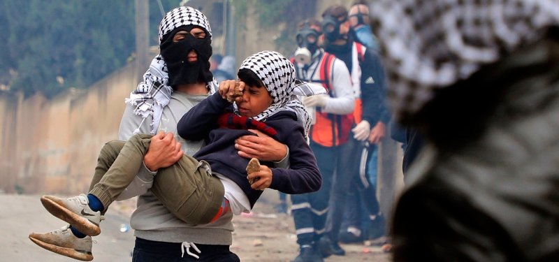 15 Palestinians injured in anti-settlement protests