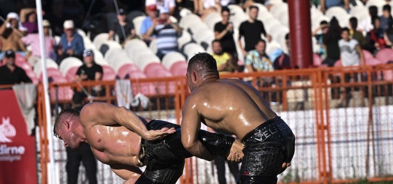 Yusuf Can Zeybek wins golden belt at Türkiye's annual Kirkpinar Oil Wrestling Festival