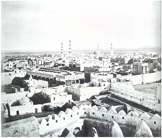 Kâbe’nin yüz yıllık fotoğrafları...