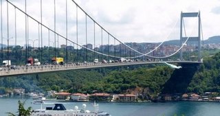 Fatih Sultan Mehmet Köprüsü’nde intihar meydana geldi!