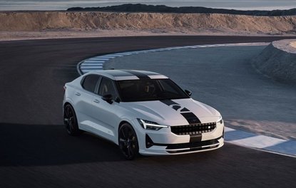 ELEKTRİKLİ VE SPORTİF BİR SEDAN