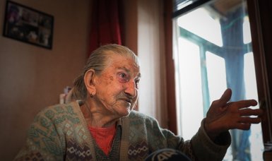 91-year-old Bosnian woman on welfare donates for Türkiye quake victims