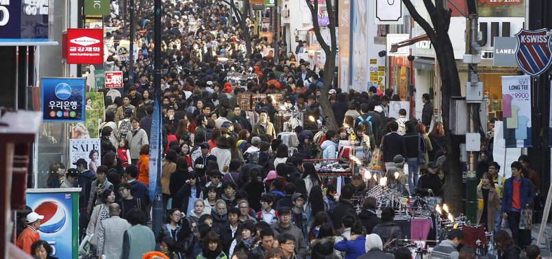 SOUTH KOREAN POPULATION FALLS FOR 3RD YEAR IN A ROW