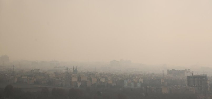 STATE INSTITUTIONS CLOSE DUE TO THE INCREASING AIR POLLUTION IN IRAN
