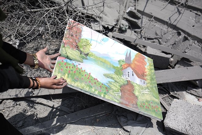 İsrail’in hedef aldığı Sanat ve Zanaat Köyü’nde sergi