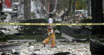 Explosion at Florida shopping plaza injures 21 - authorities