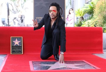 Lenny Kravıtz’in de Artık Walk of Fame’de Bir Yıldızı Var