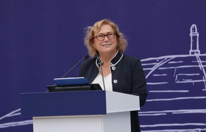 Başarıçokyönlüveakıcıbirliderlikyaklaşımıgerektiriyor