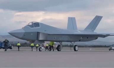 Turkish National Combat Aircraft in the runway: Video