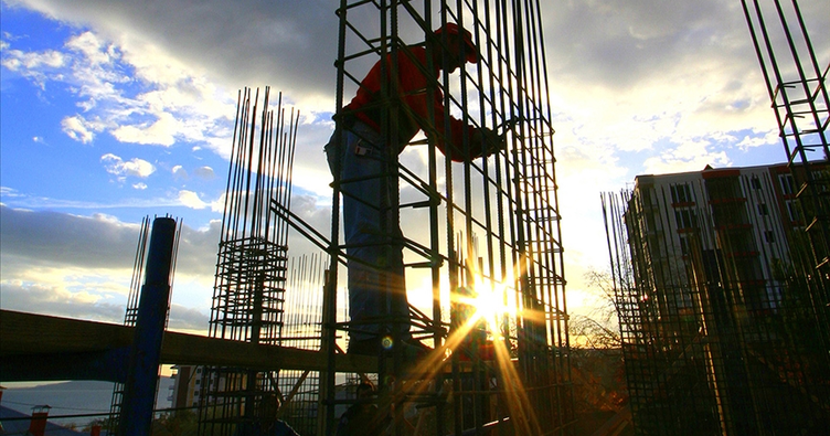 İnşaat üretimi yıllık bazda yükseldi
