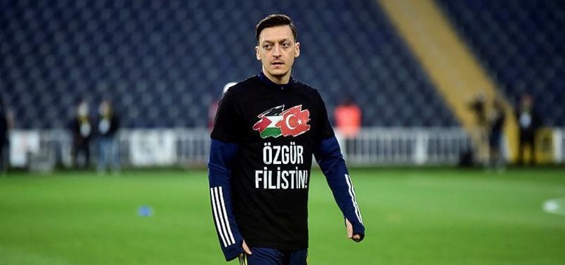 MESUT ÖZIL SENDS HIS PRAYERS TO PALESTINIAN BROTHERS AND SISTERS