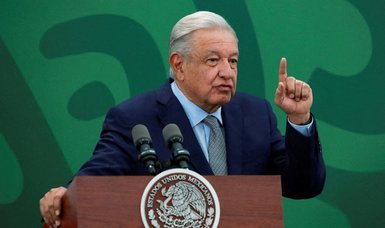 Mexico’s president backs Trump in face of criminal charges