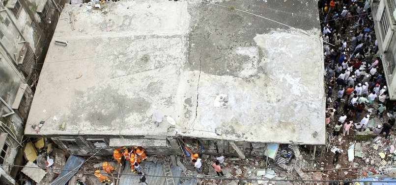 DEATH TOLL IN INDIA BUILDING COLLAPSE JUMPS TO 35