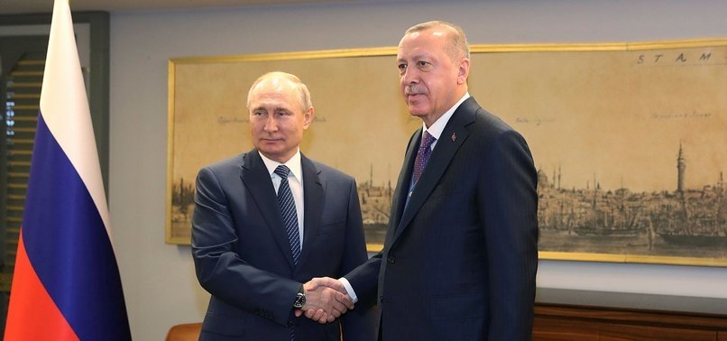 TURKISH, RUSSIAN LEADERS HOLD PHONE CALL