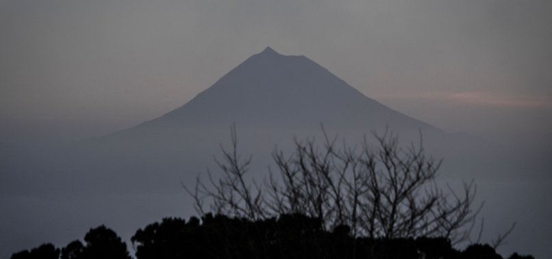 EXPERTS WARN QUAKE-HIT AZORES ISLAND COULD SEE VOLCANIC ERUPTION LIKE SPAINS LA PALMA