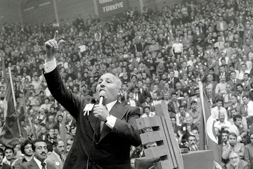 ’Dava’ya atılan imza: Erbakan