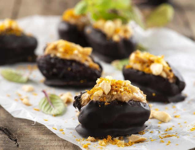 Fıstık Ezmeli Çikolatalı Hurma