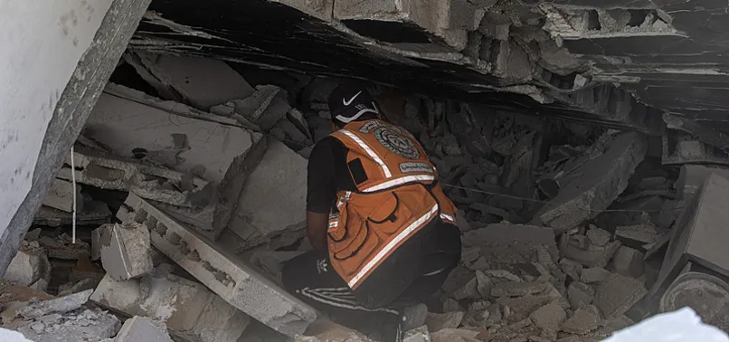 GAZA CIVIL DEFENSE RECOVERS REMAINS OF 28 PALESTINIANS FROM HOUSE DESTROYED BY ISRAEL IN 2023