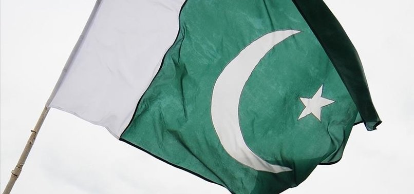 PAKISTAN EXTENDS TIME FOR INDIAN AID TRANSIT TO AFGHANISTAN