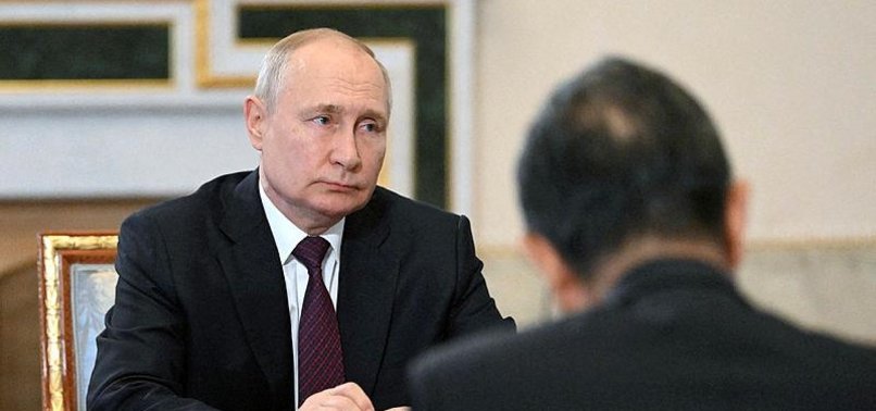 PUTIN: RUSSIA EXPECTS TO ACHIEVE PEACE IN KARABAKH