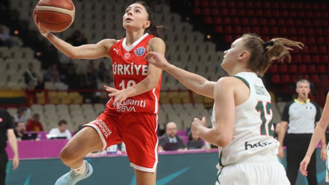 POTANIN PERİLERİ VE BERLİN’DEKİ RAKİPLERİ