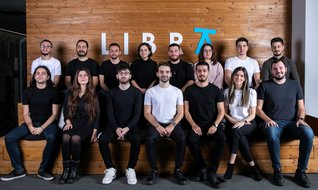 Libra gözünü globale dikti