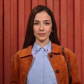 Ebrar Karabakan – Kimdir