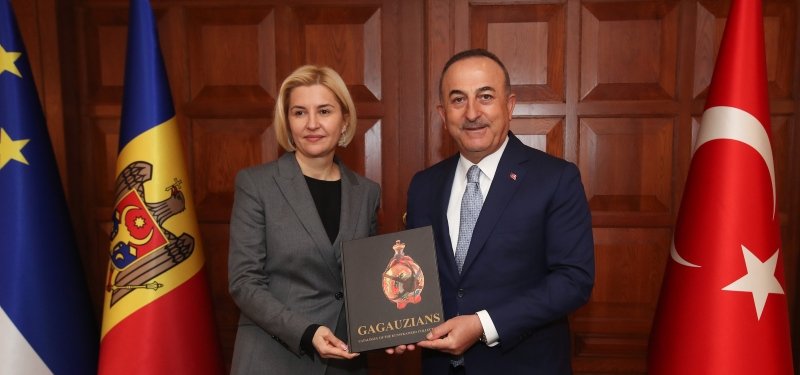 Turkish foreign minister meets Gagauz governor